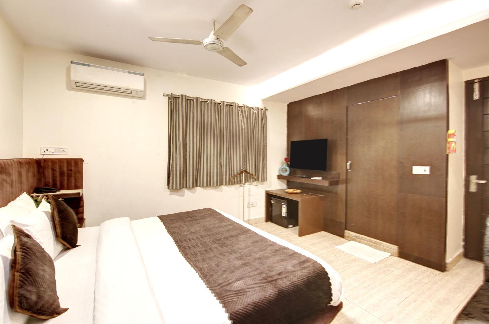Hotel Wk Comfort - Near White Clove New Delhi Exterior photo